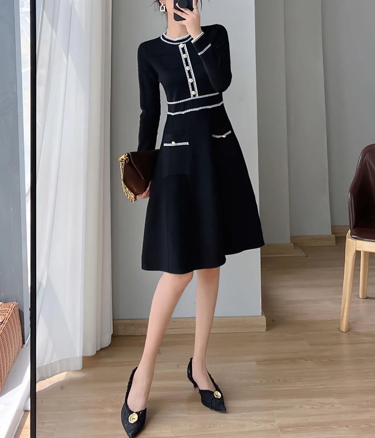 chouyatou Women's Contrast Striped Bodycon Knit Sweater Dress Crew Neck Swing Sweater Midi Dress with Pockets