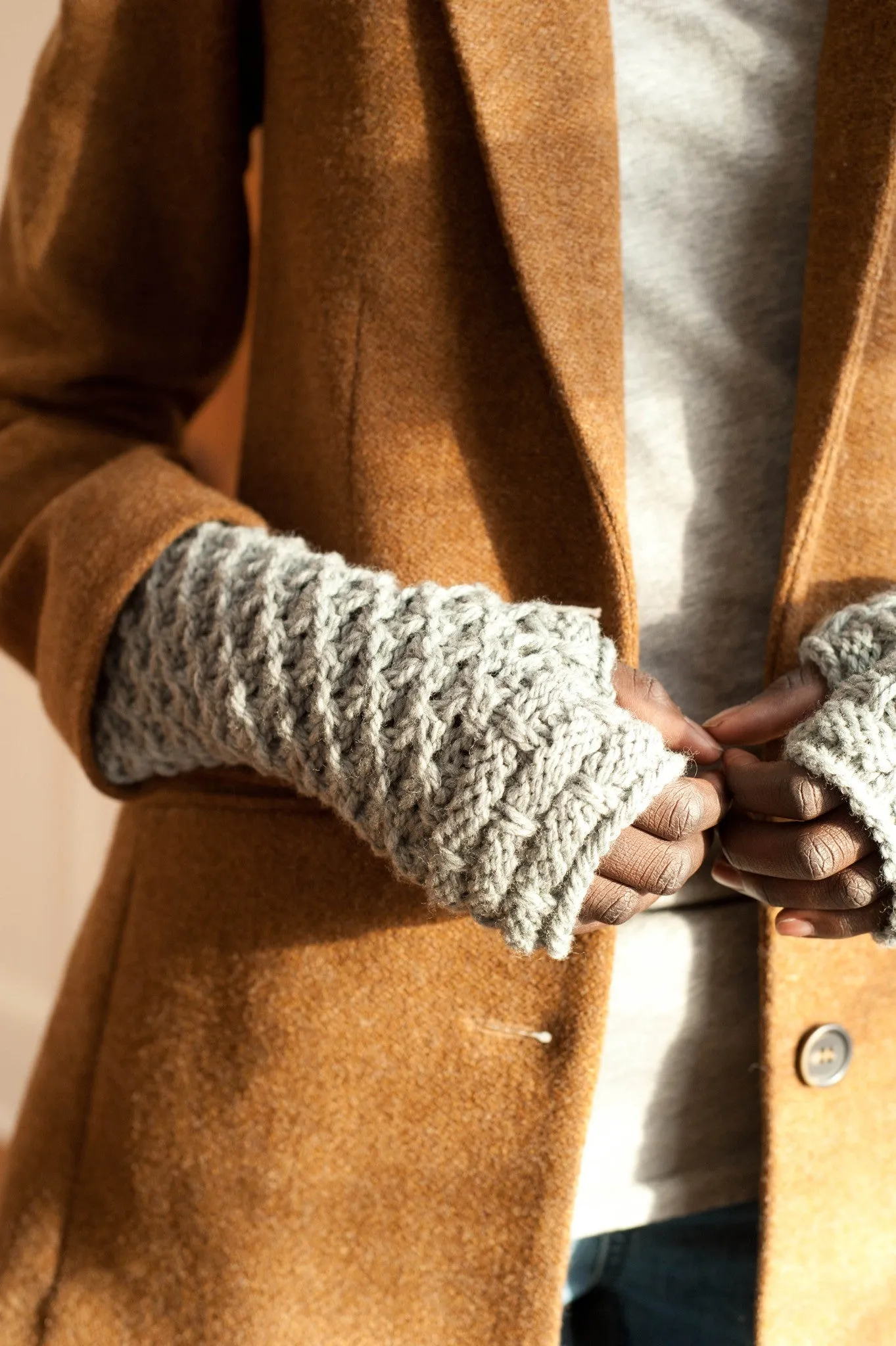 tundra mitts